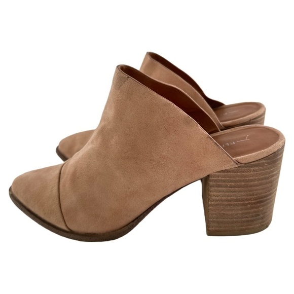 Report Tisha ankle booties 8.5 tan faux leather pointy cap toe slip on mules - Picture 5 of 13